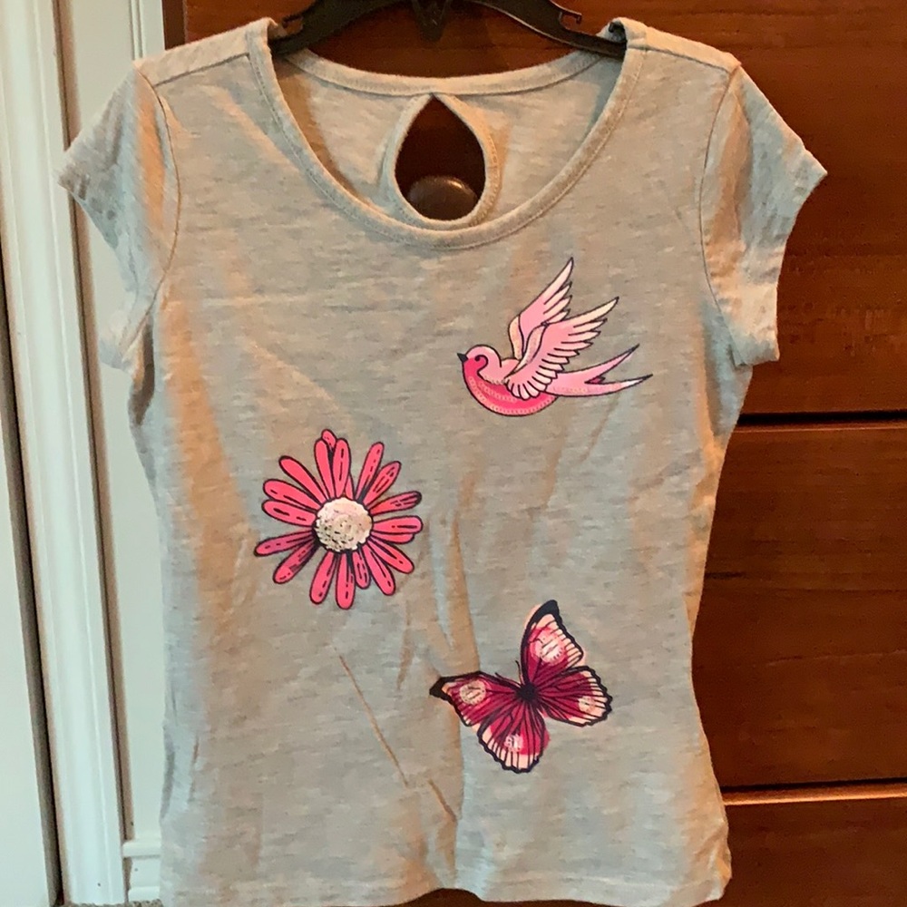 Two short sleeves